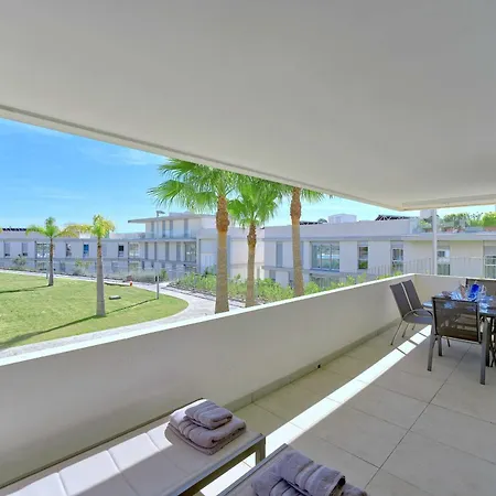 3015 Luxury Serenity Views In